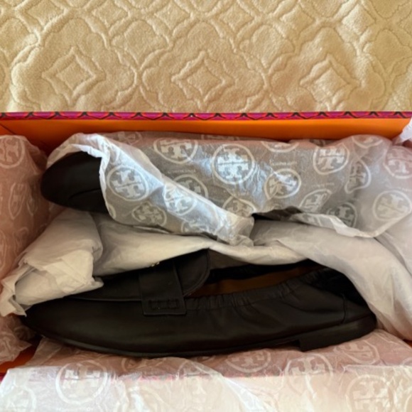 Tory Burch Leather Ballet Loafer, black, barely worn - Picture 7 of 8